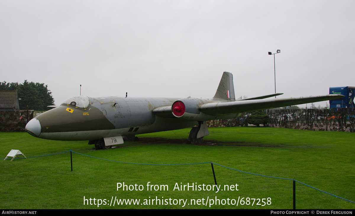 Aircraft Photo of WH791 | English Electric Canberra PR7 | UK - Air Force | AirHistory.net #687258