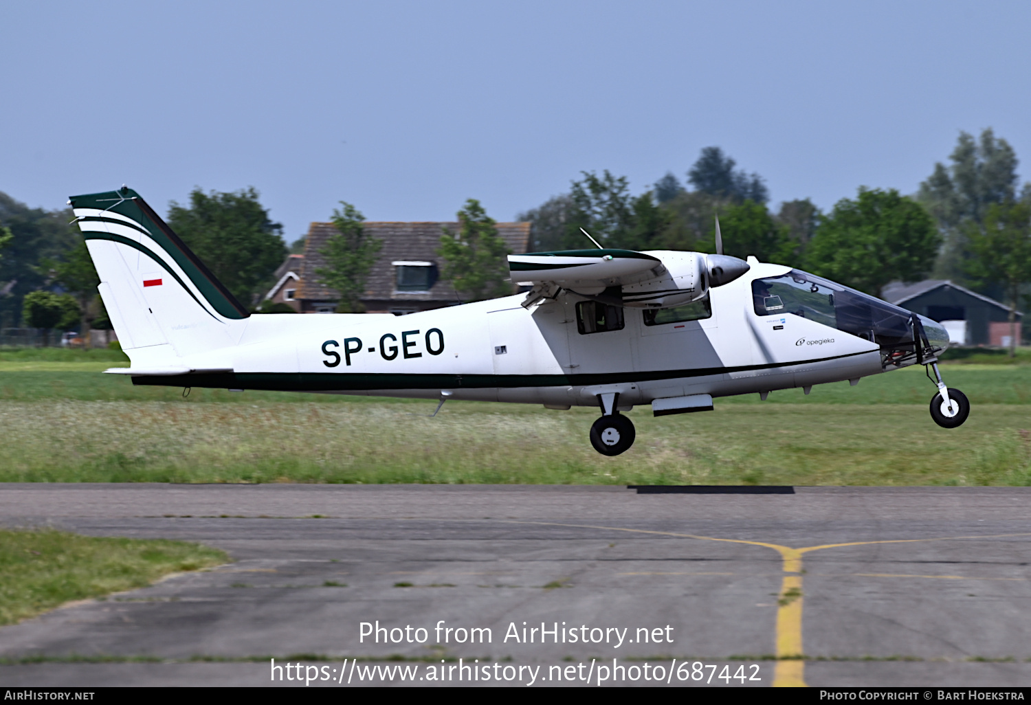 Aircraft Photo of SP-GEO | Vulcanair P-68 Observer 2 | Opegieka | AirHistory.net #687442