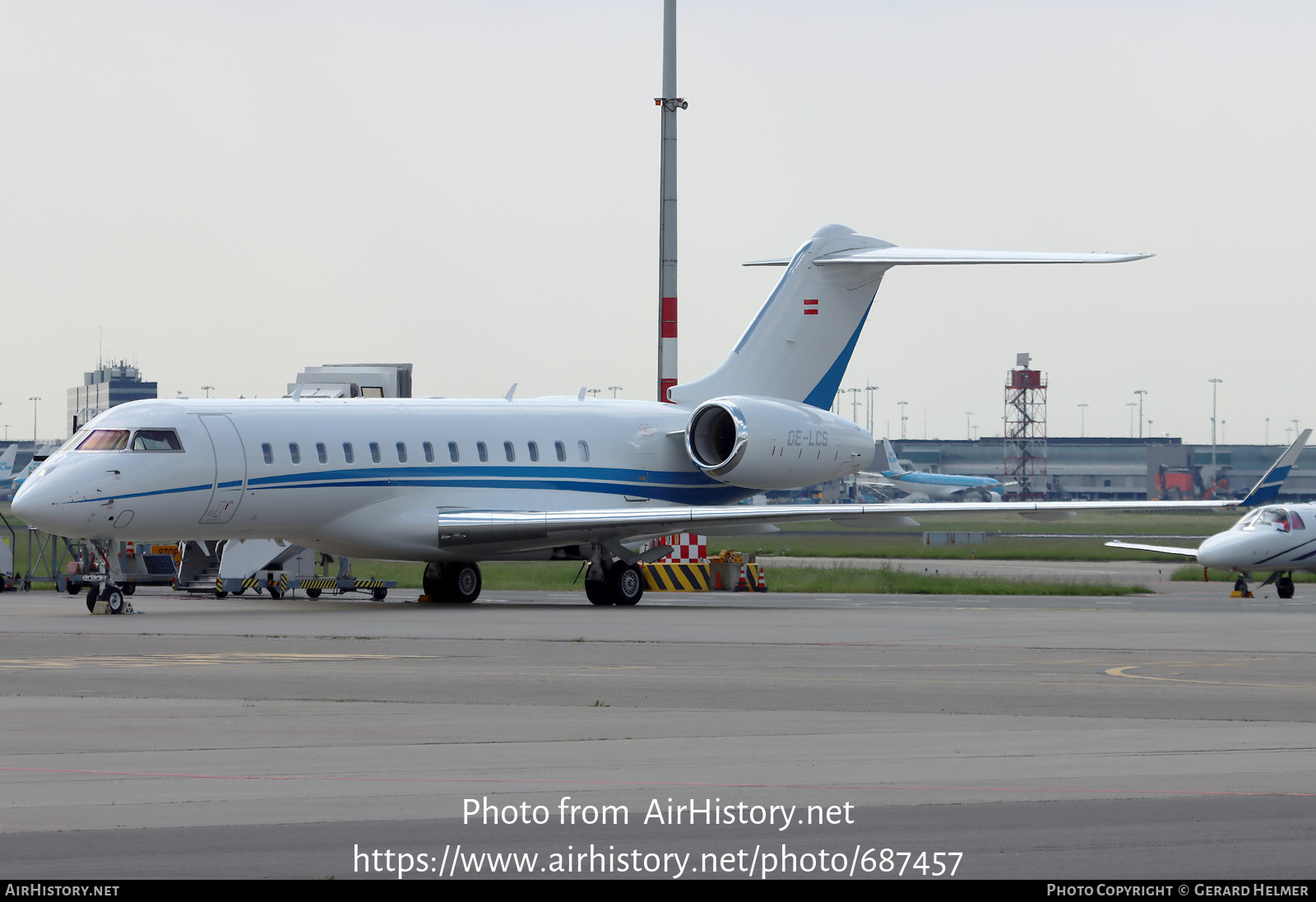 Aircraft Photo of OE-LCS | Bombardier Global 6000 (BD-700-1A10) | AirHistory.net #687457