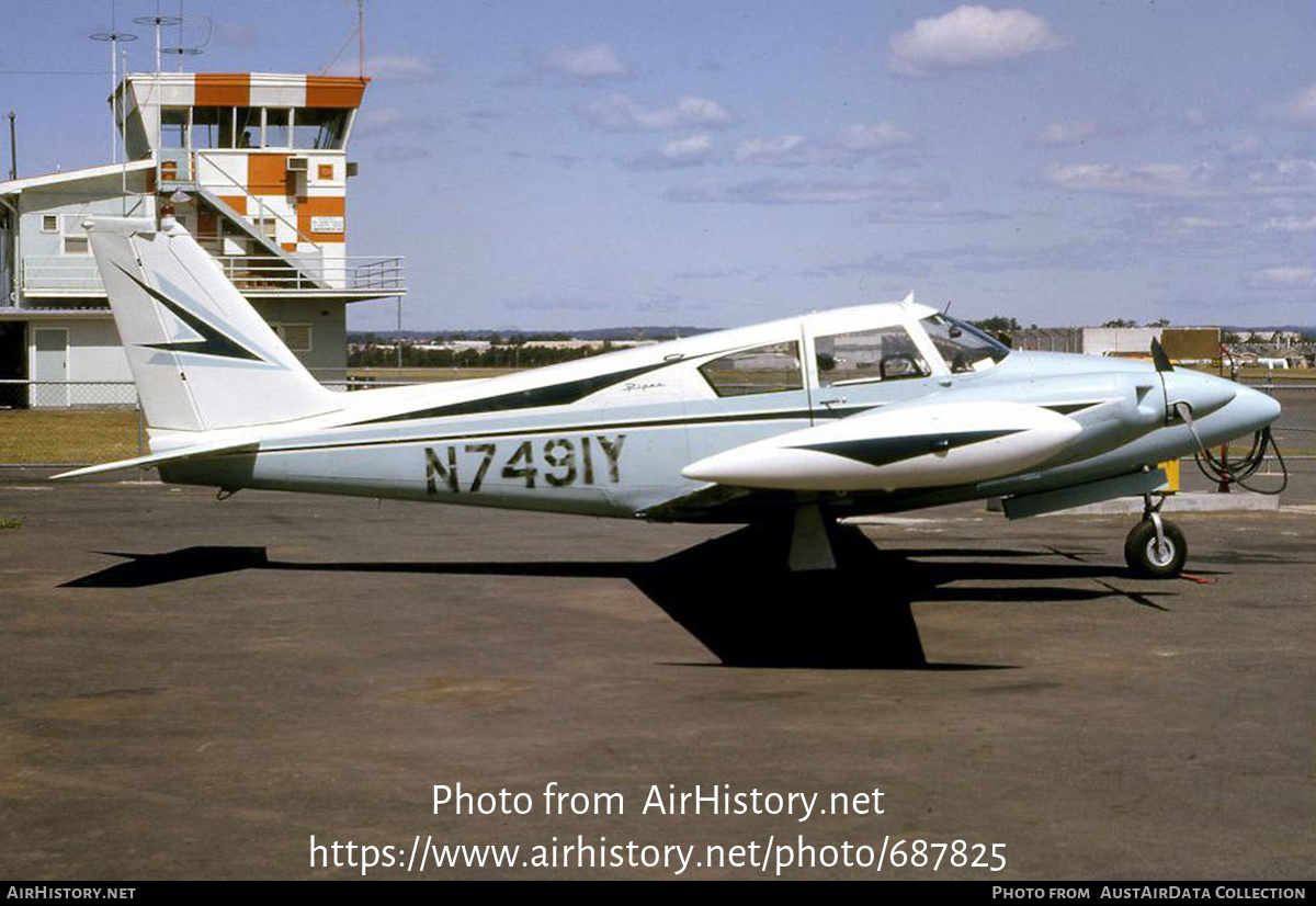 Aircraft Photo of N7491Y | Piper PA-30-160 Twin Comanche | AirHistory.net #687825