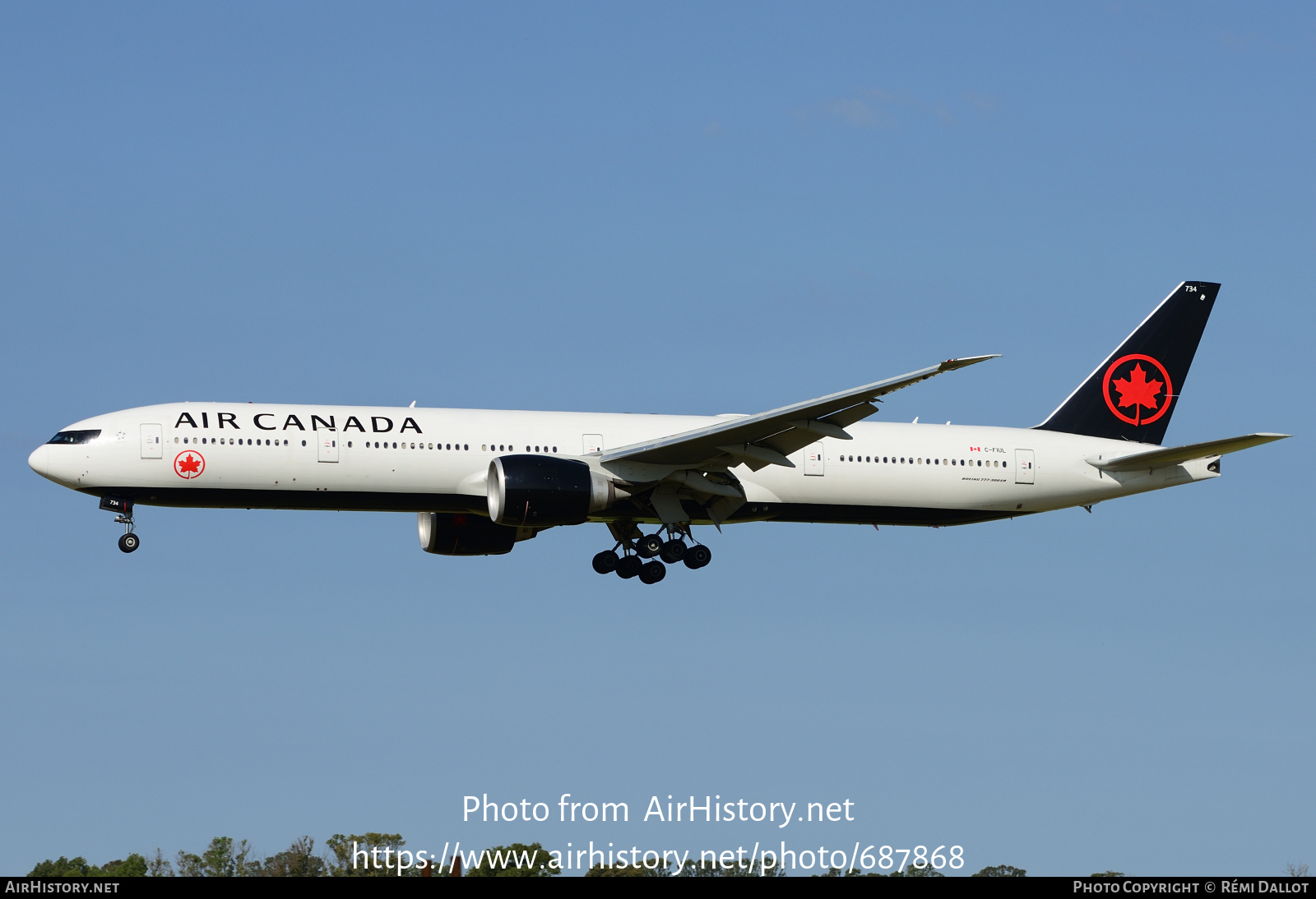 Aircraft Photo of C-FIUL | Boeing 777-333/ER | Air Canada | AirHistory.net #687868