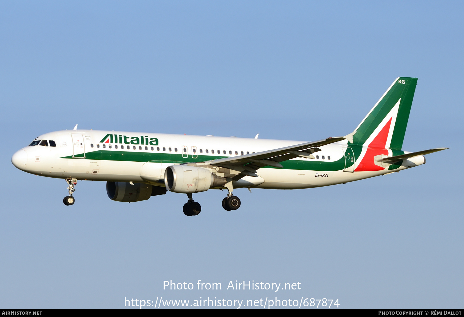 Aircraft Photo of EI-IKG | Airbus A320-214 | Alitalia | AirHistory.net #687874