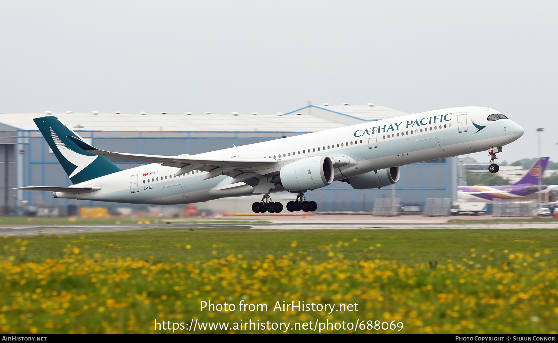 Aircraft Photo of B-LRU | Airbus A350-941 | Cathay Pacific Airways | AirHistory.net #688069
