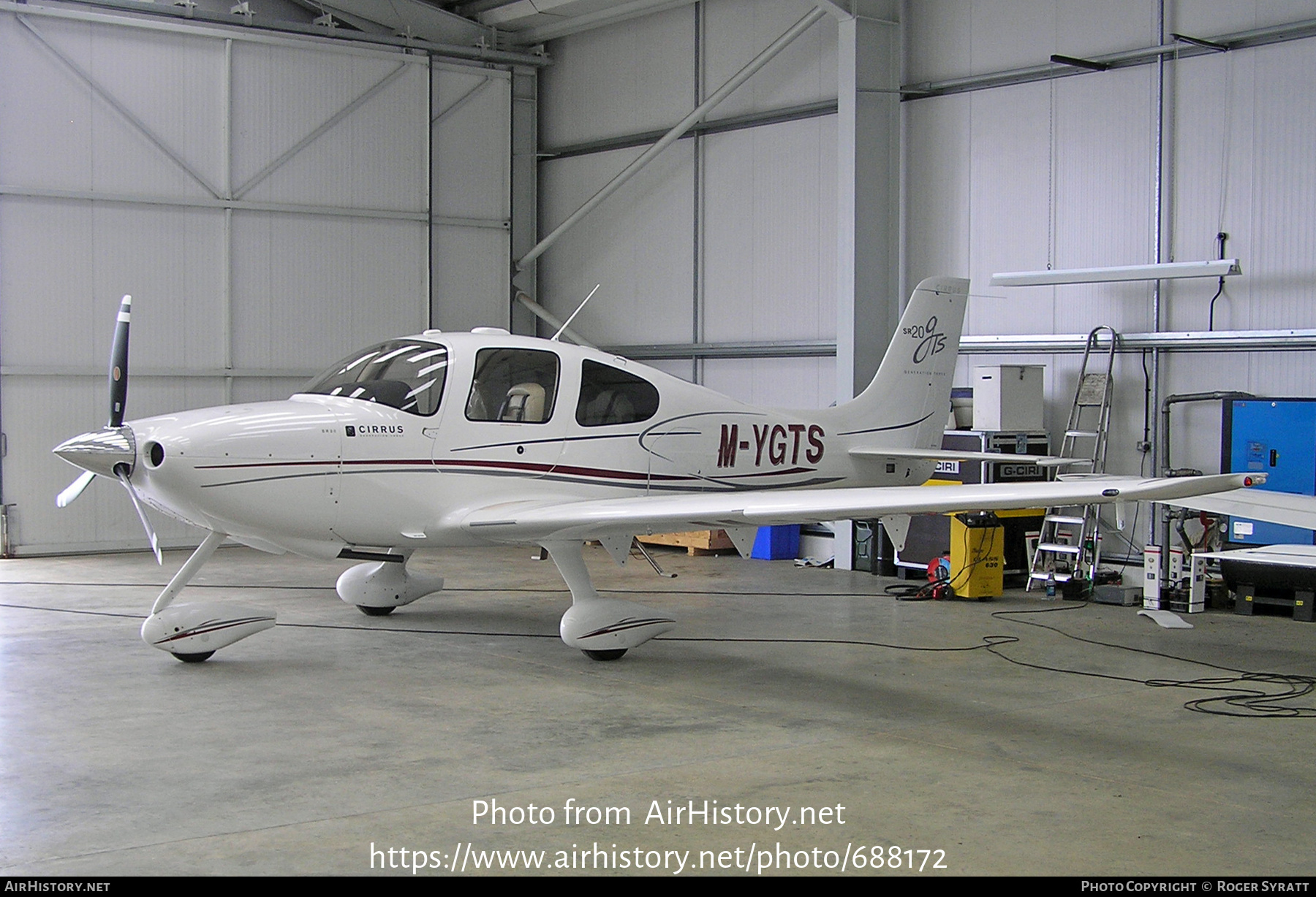 Aircraft Photo of M-YGTS | Cirrus SR-20 G3-GTS | AirHistory.net #688172