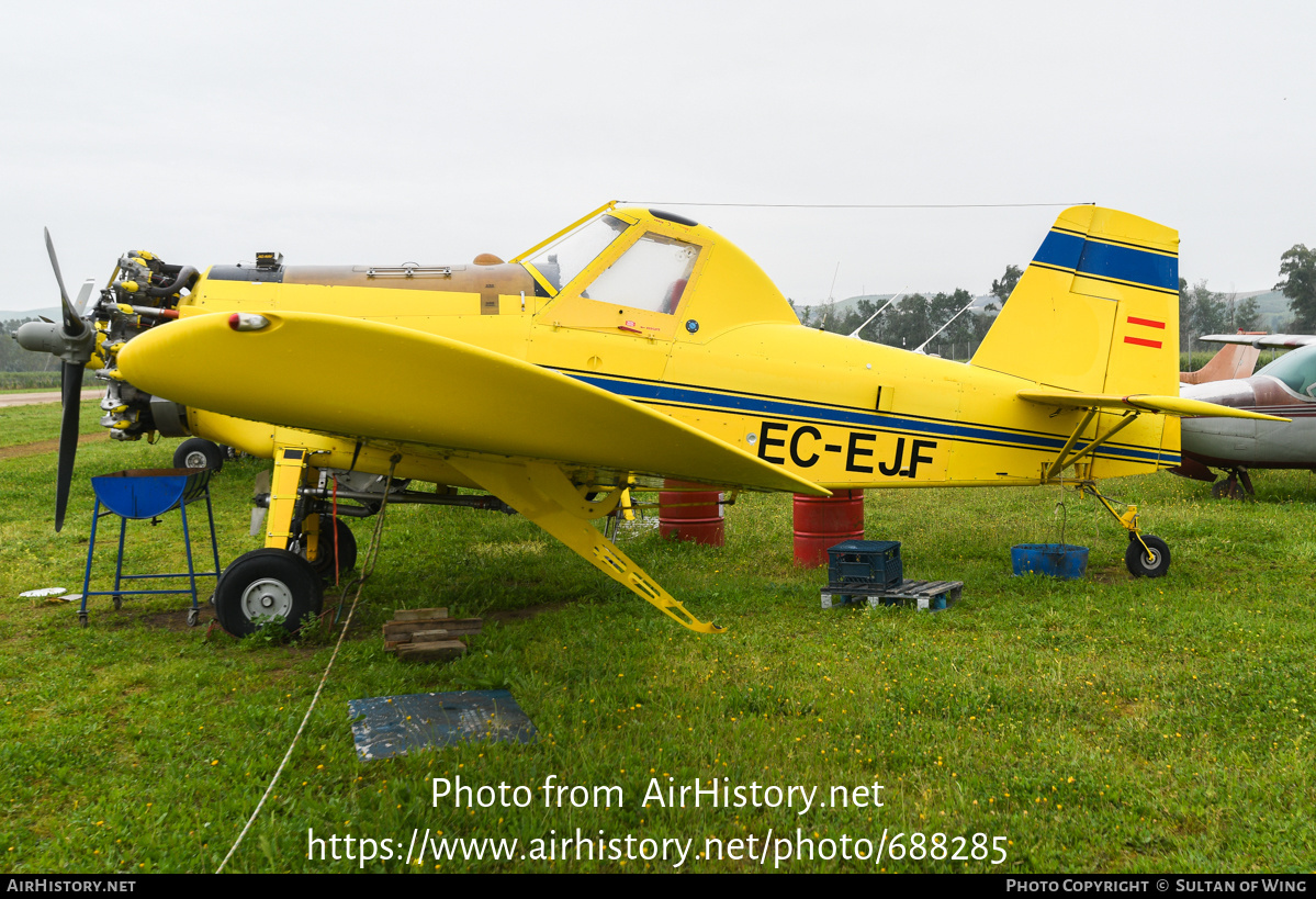 Aircraft Photo of EC-EJF | Air Tractor AT-401 | AirHistory.net #688285