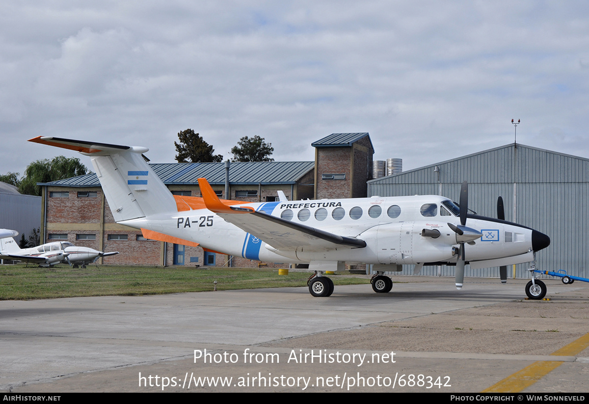 Aircraft Photo of PA-25 | Hawker Beechcraft 350ER King Air (B300) | Argentina - Coast Guard | AirHistory.net #688342