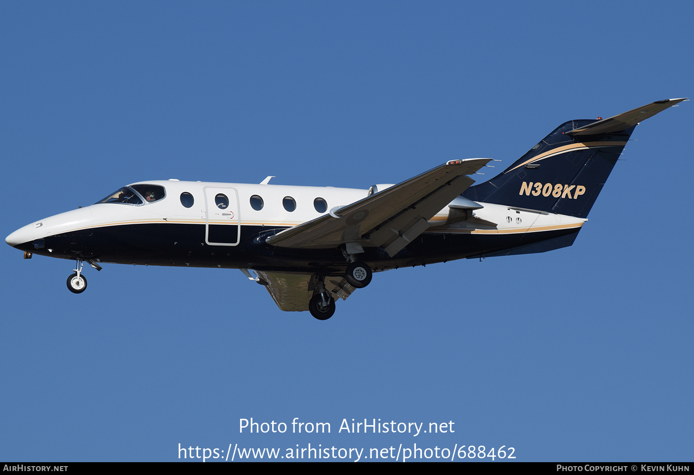 Aircraft Photo of N308KP | Raytheon Hawker 400XP | AirHistory.net #688462