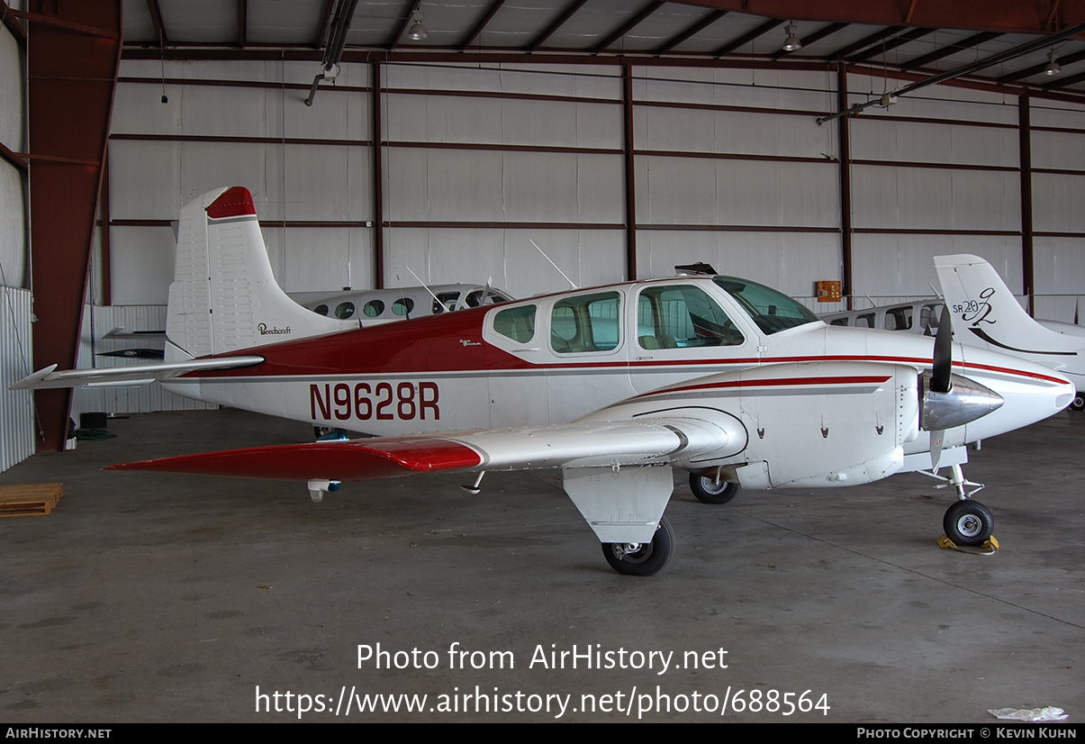 Aircraft Photo of N9628R | Beech B95 Travel Air | AirHistory.net #688564