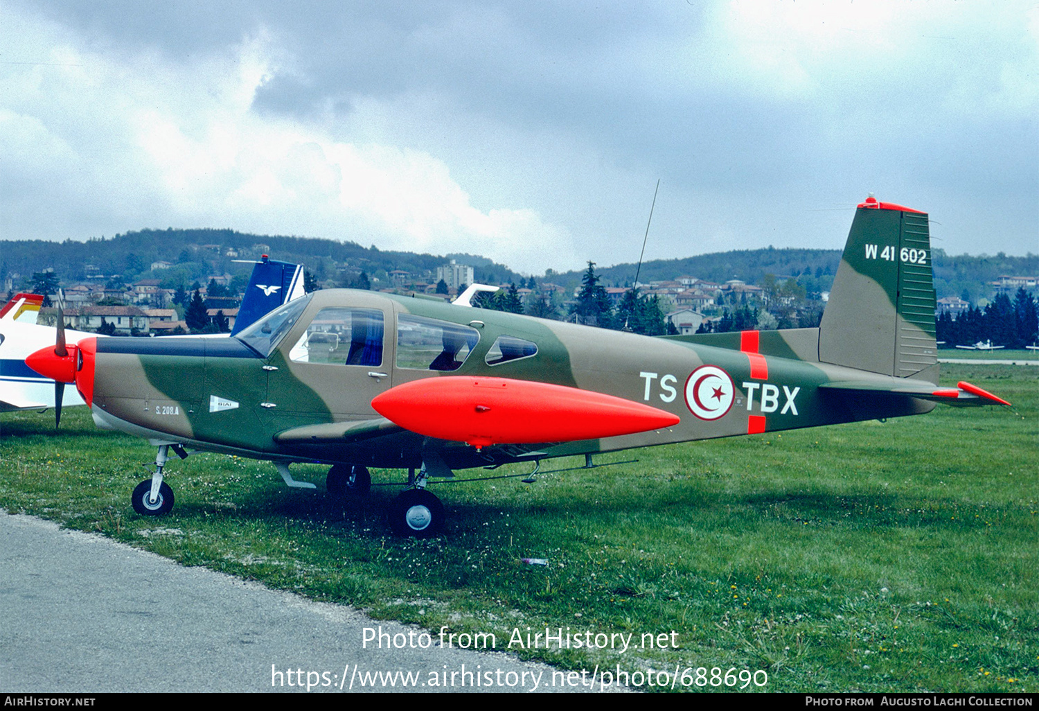 Aircraft Photo of W41 602 | SIAI-Marchetti S-208A | Tunisia - Air Force | AirHistory.net #688690