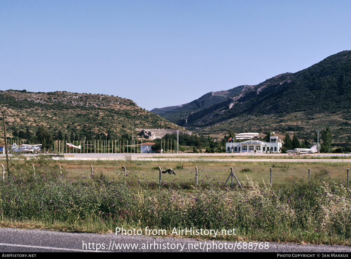 Airport photo of Izmir - Selçuk-Ephesus (LTFB) in Turkey | AirHistory.net #688768