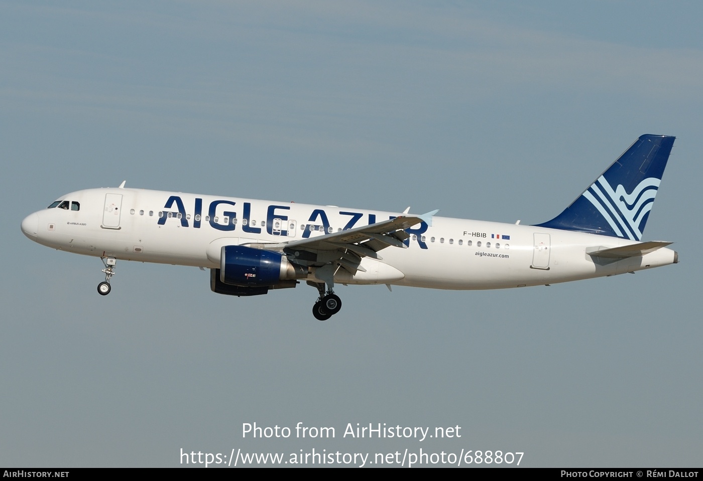 Aircraft Photo of F-HBIB | Airbus A320-214 | Aigle Azur | AirHistory.net #688807