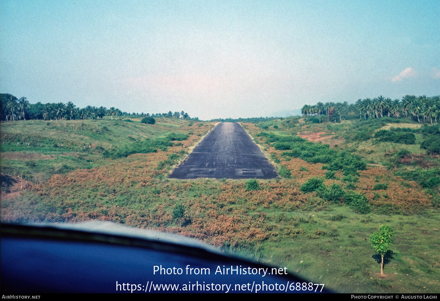 Airport photo of Samana - Arroyo Barril (MDAB) in Dominican Republic ...