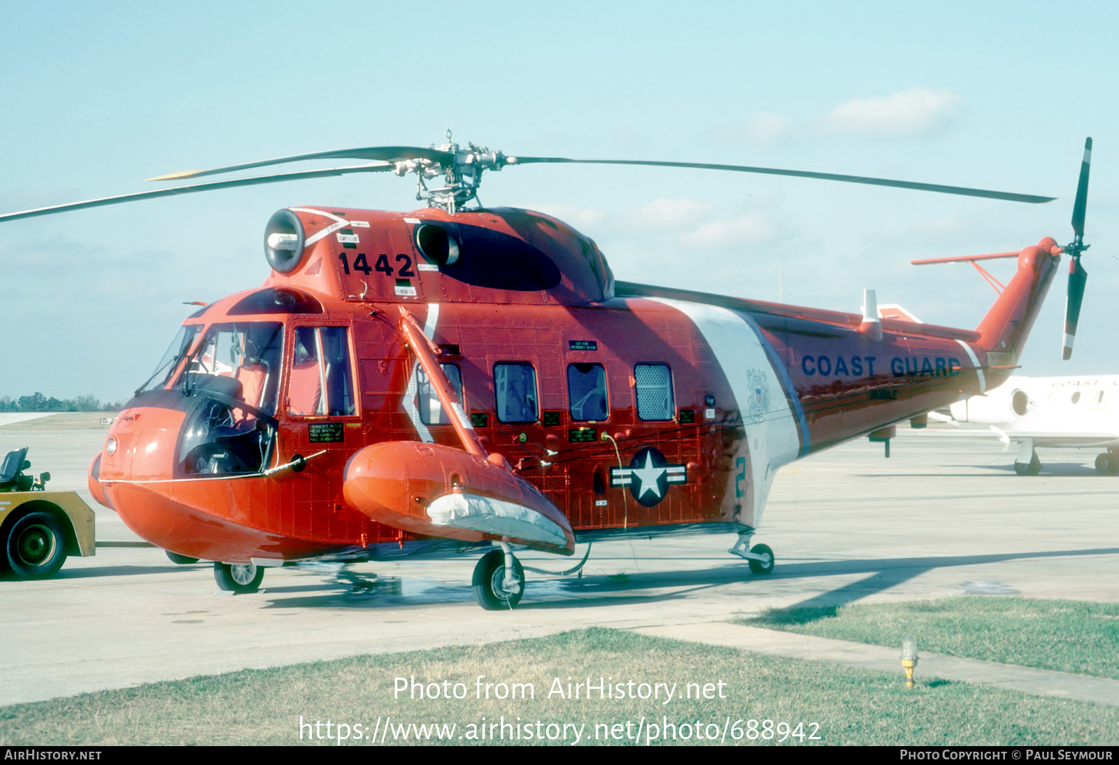 Aircraft Photo of 1442 | Sikorsky HH-52A Seaguard (S-62A) | USA - Coast Guard | AirHistory.net #688942