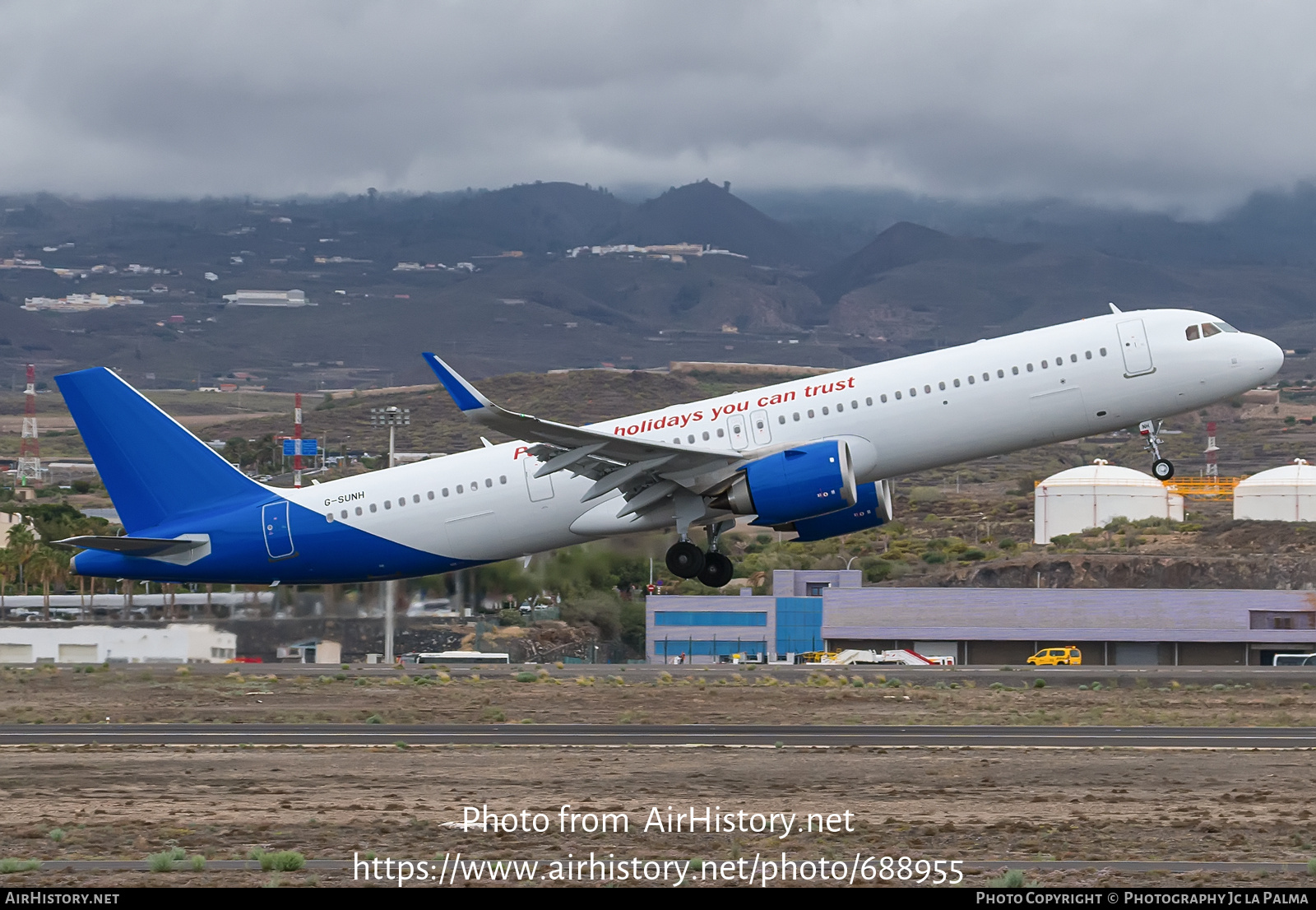 Aircraft Photo of G-SUNH | Airbus A321-251NX | Jet2 Holidays | AirHistory.net #688955