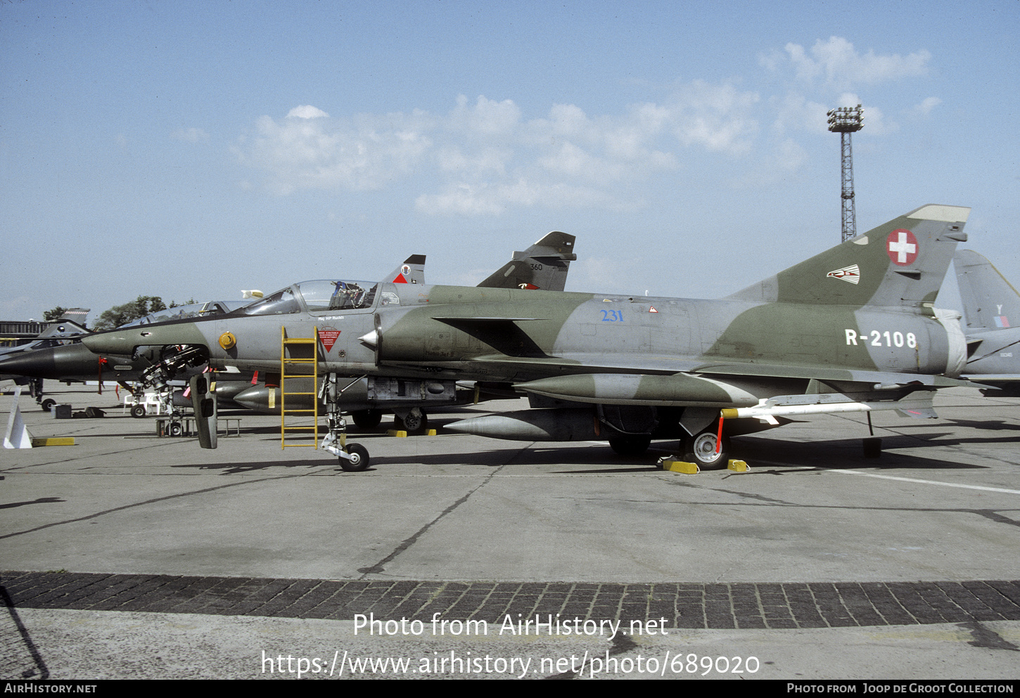 Aircraft Photo of R-2108 | Dassault Mirage IIIRS | Switzerland - Air Force | AirHistory.net #689020