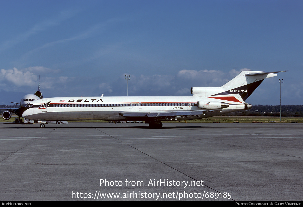 Aircraft Photo of N2809W | Boeing 727-247 | Delta Air Lines | AirHistory.net #689185