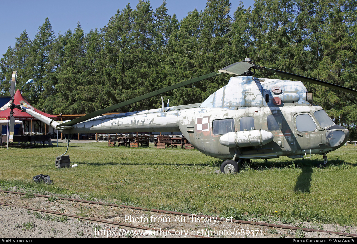 Aircraft Photo of SP-WXZ | Mil Mi-2 | Polish Medical Air Rescue - Lotnicze Pogotowie Ratunkowe - LPR | AirHistory.net #689371