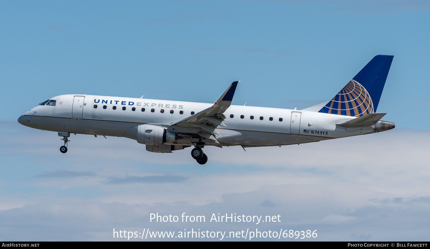 Aircraft Photo of N743YX | Embraer 175LR (ERJ-170-200LR) | United Express | AirHistory.net #689386