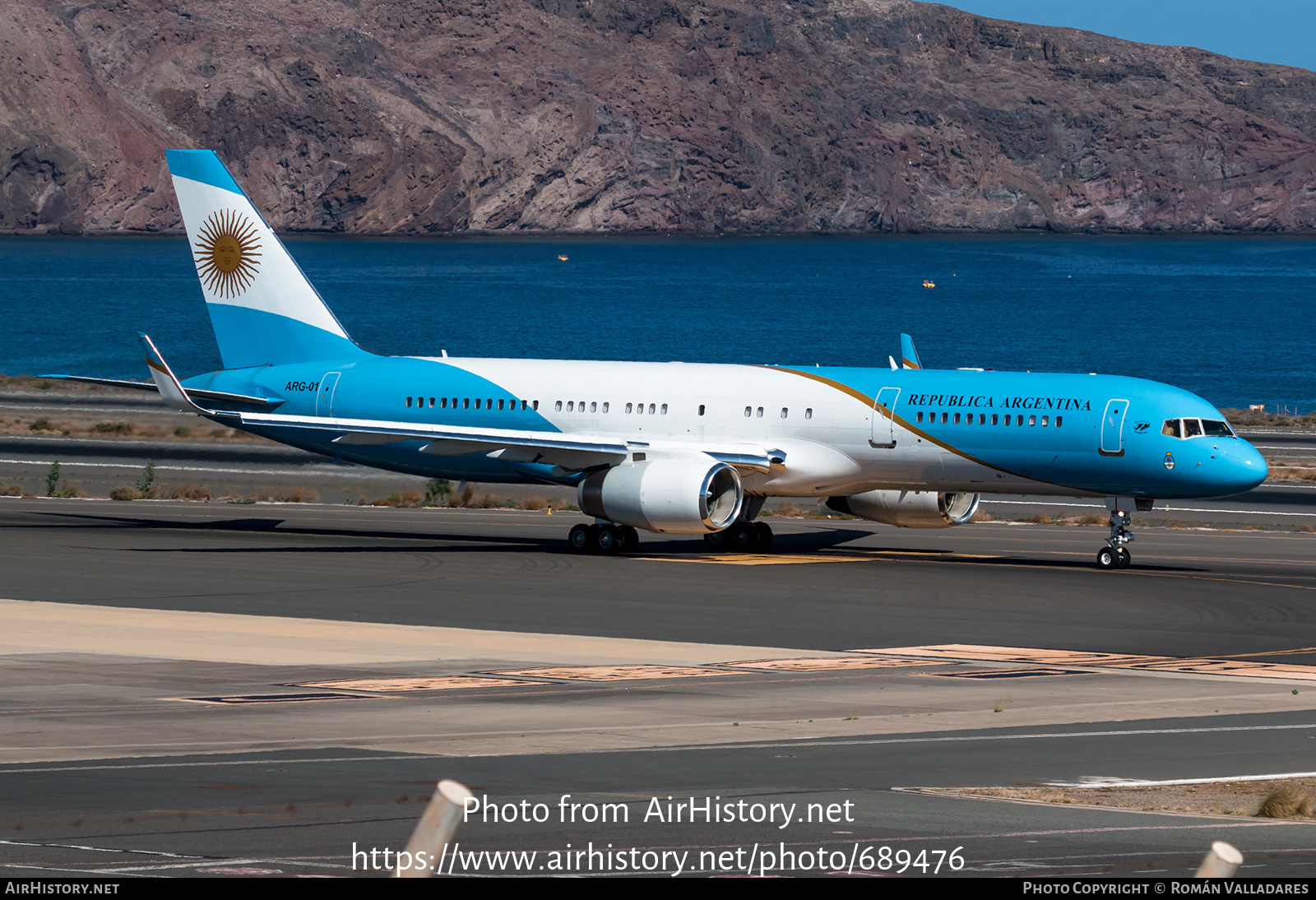 Aircraft Photo of ARG-01 | Boeing 757-256 | Argentina - Air Force | AirHistory.net #689476