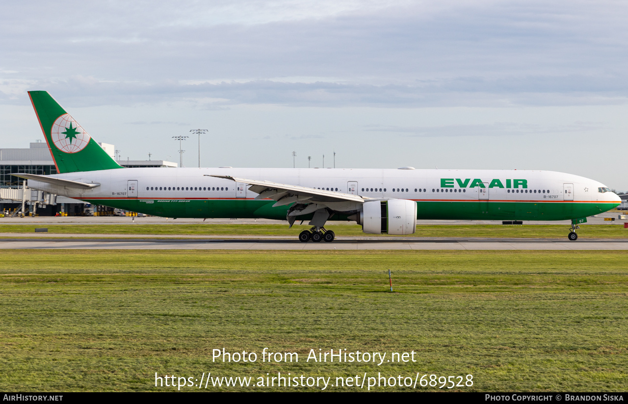 Aircraft Photo of B-16707 | Boeing 777-35E/ER | EVA Air | AirHistory.net #689528