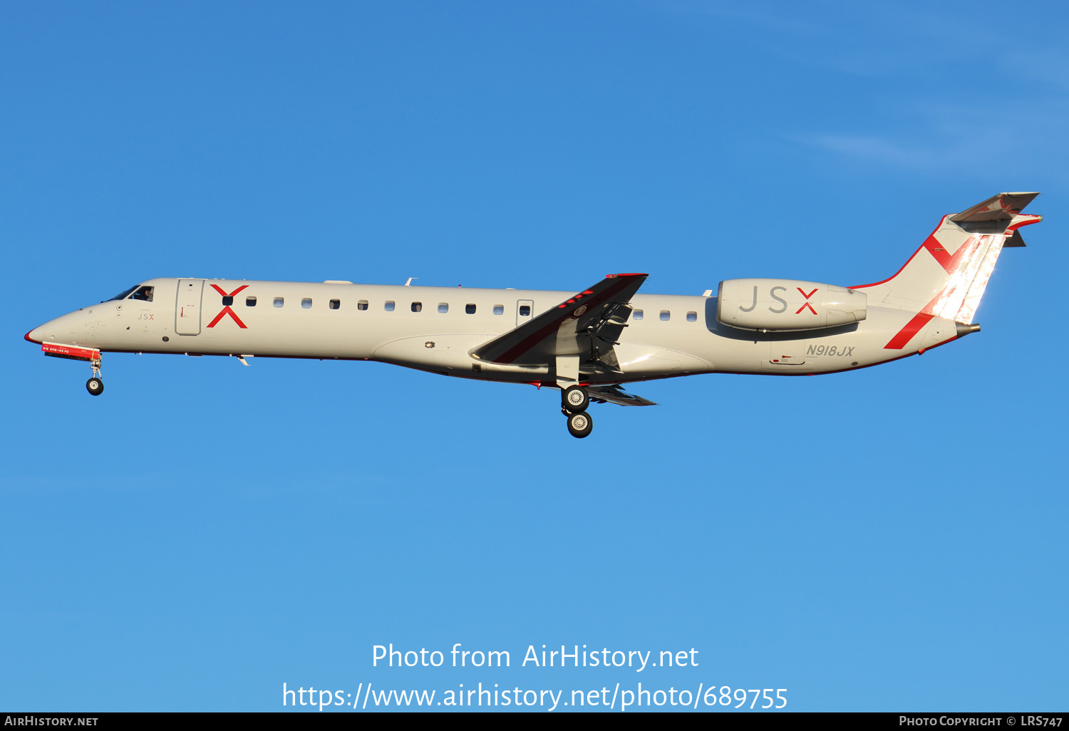 Aircraft Photo of N918JX | Embraer ERJ-145LR (EMB-145LR) | JetSuiteX - JSX | AirHistory.net #689755
