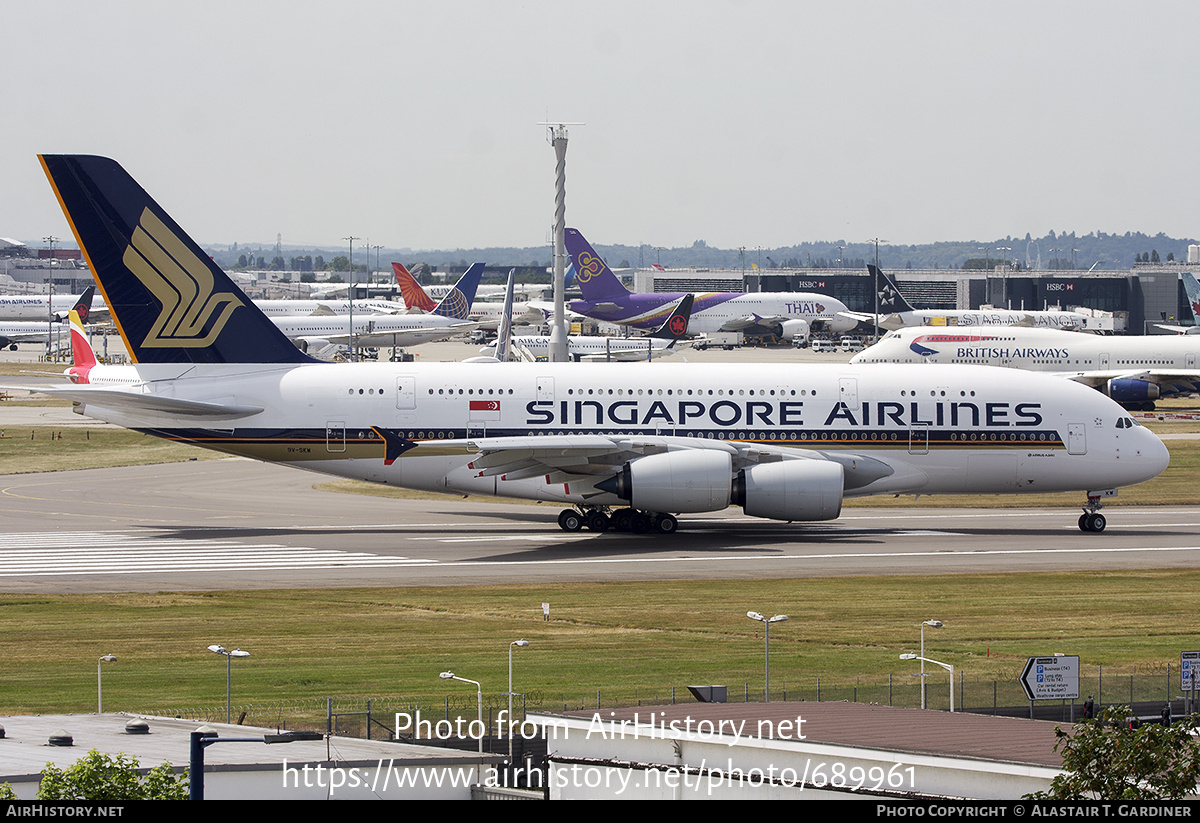 Aircraft Photo of 9V-SKW | Airbus A380-841 | Singapore Airlines | AirHistory.net #689961