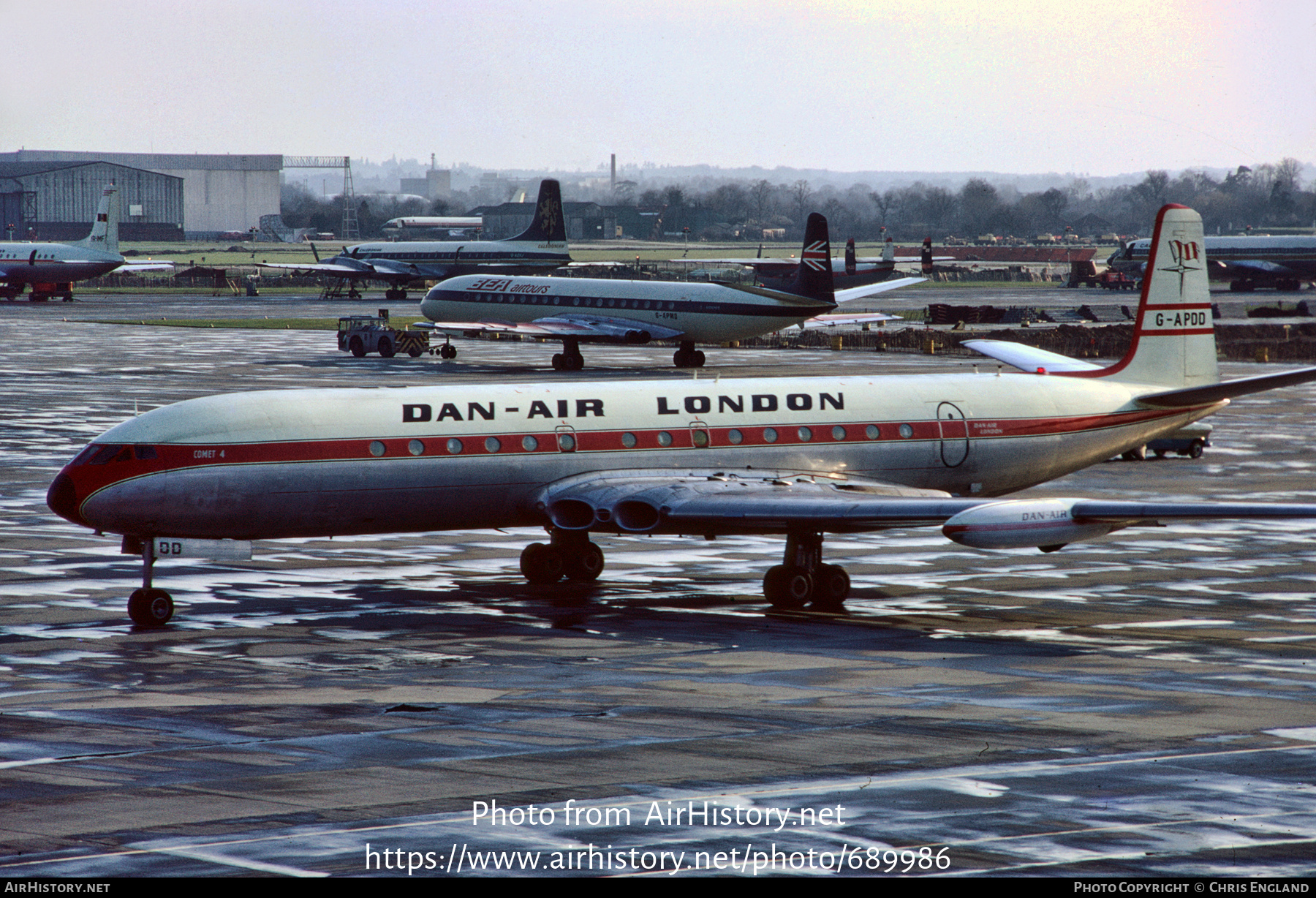 Aircraft Photo of G-APDD | De Havilland D.H. 106 Comet 4 | Dan-Air London | AirHistory.net #689986