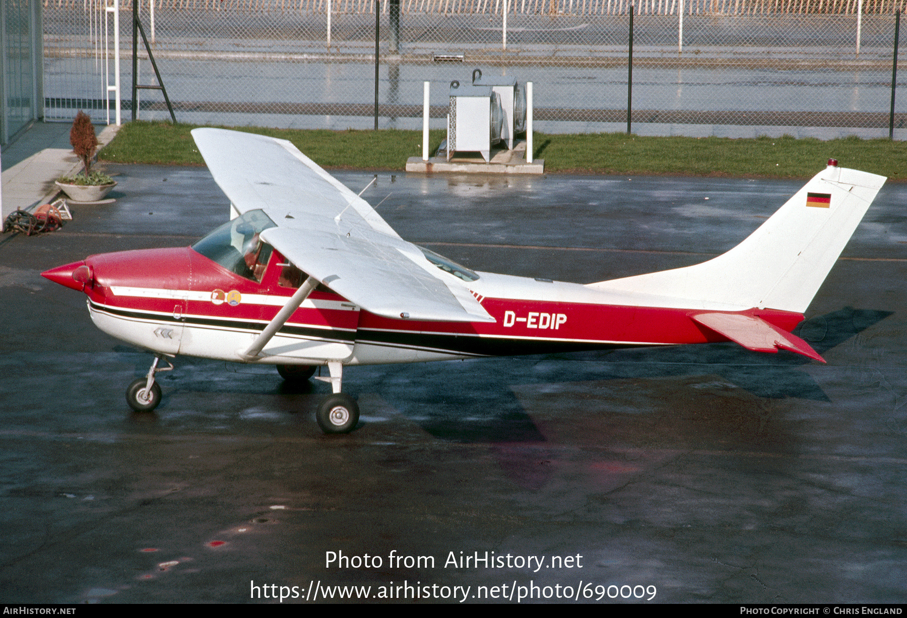 Aircraft Photo of D-EDIP | Cessna 182J Skylane | AirHistory.net #690009