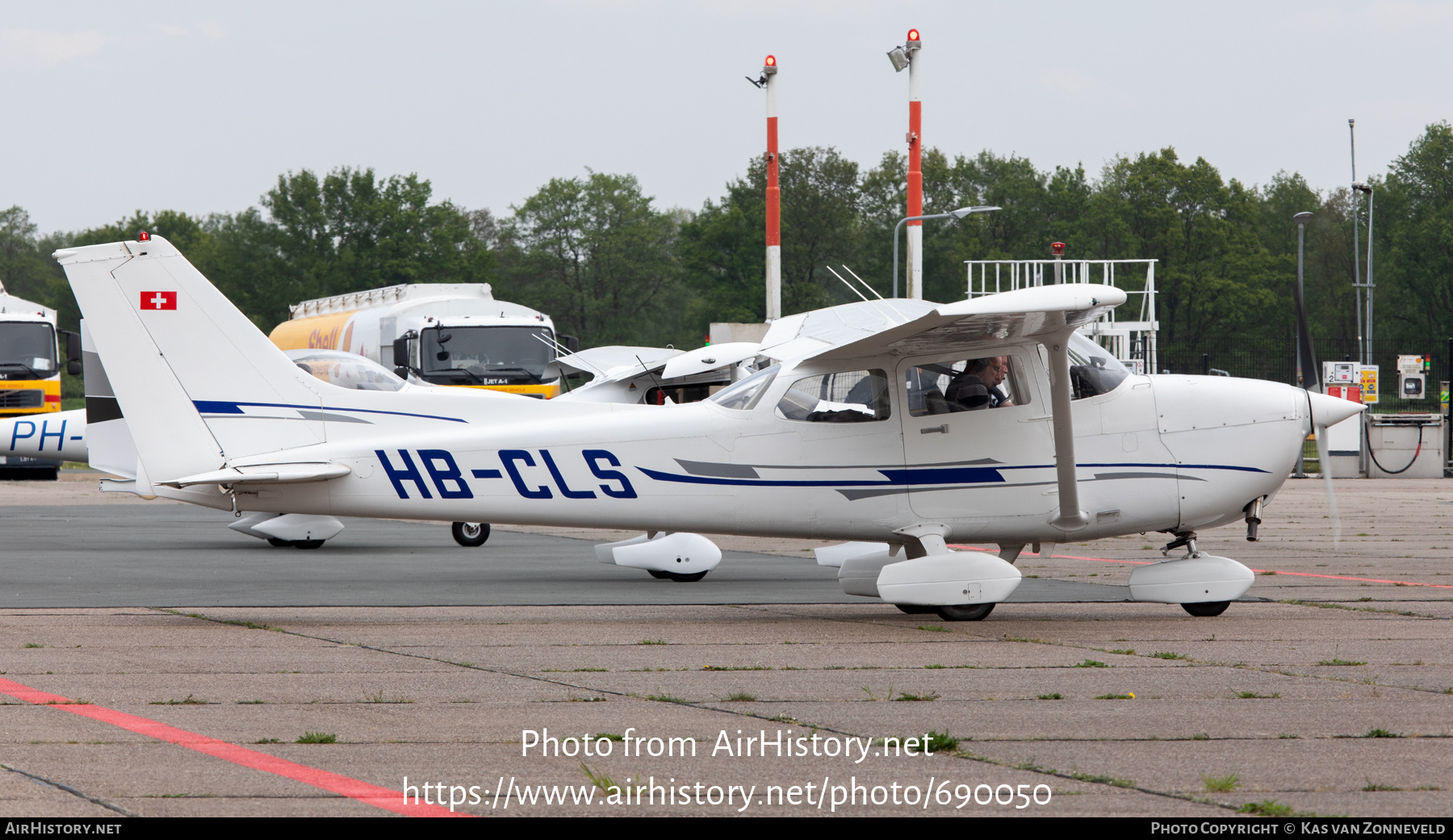 Aircraft Photo of HB-CLS | Cessna 172P Skyhawk II | AirHistory.net #690050
