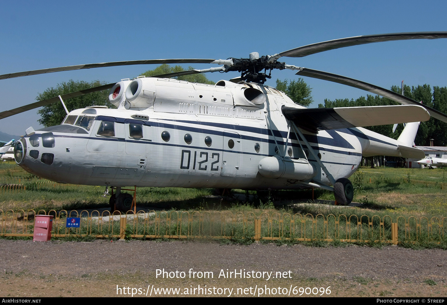 Aircraft Photo of 0122 | Mil Mi-6 | China - Air Force | AirHistory.net #690096