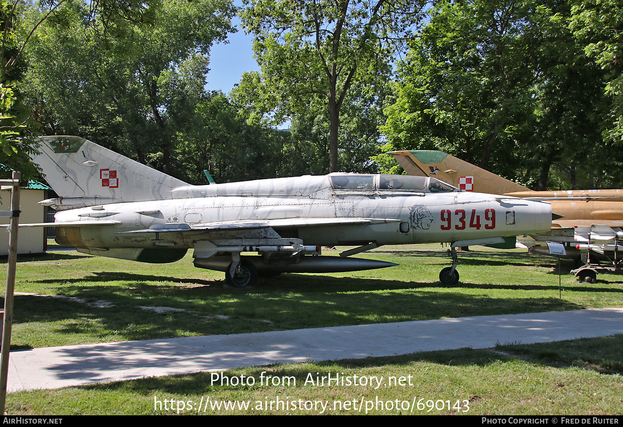 Aircraft Photo of 9349 | Mikoyan-Gurevich MiG-21UM | Poland - Air Force | AirHistory.net #690143