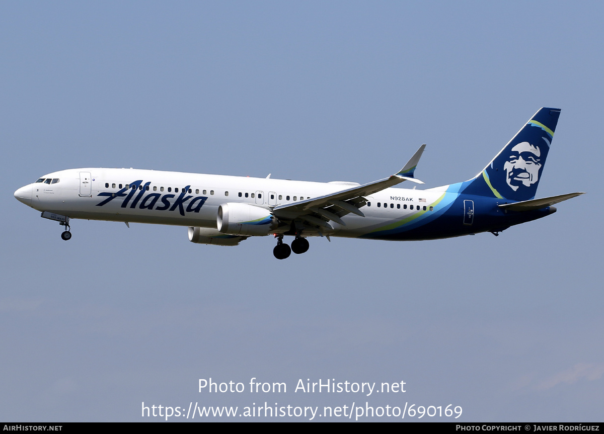 Aircraft Photo of N928AK | Boeing 737-9 Max 9 | Alaska Airlines | AirHistory.net #690169