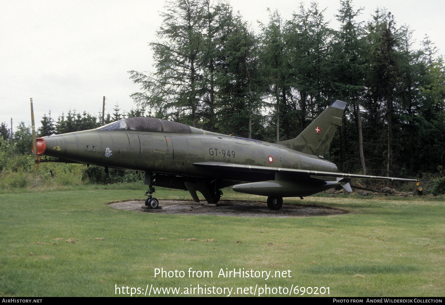 Aircraft Photo of GT-949 | North American TF-100F Super Sabre | Denmark - Air Force | AirHistory.net #690201