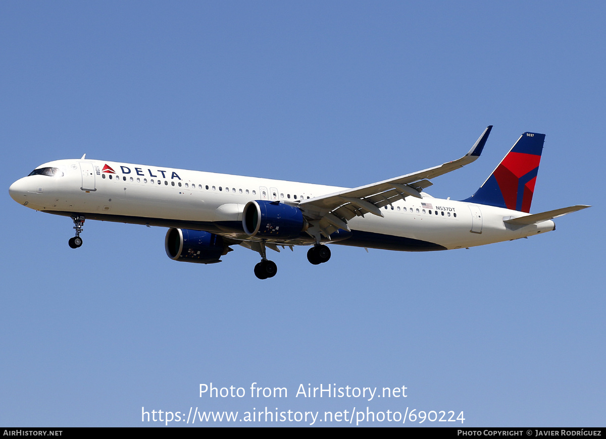 Aircraft Photo of N537DT | Airbus A321-271NX | Delta Air Lines | AirHistory.net #690224