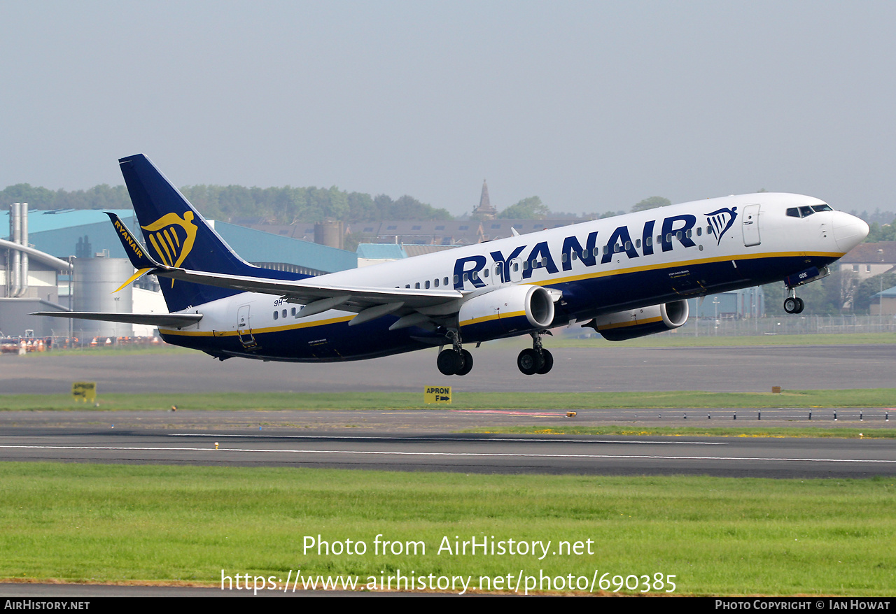 Aircraft Photo of 9H-QDE | Boeing 737-800 | Ryanair | AirHistory.net #690385