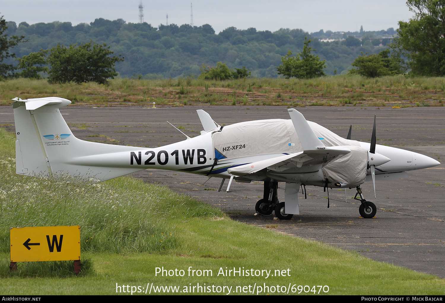 Aircraft Photo of N201WB | Diamond DA42-VI Twin Star | OxfordSaudia Flight Academy | AirHistory.net #690470