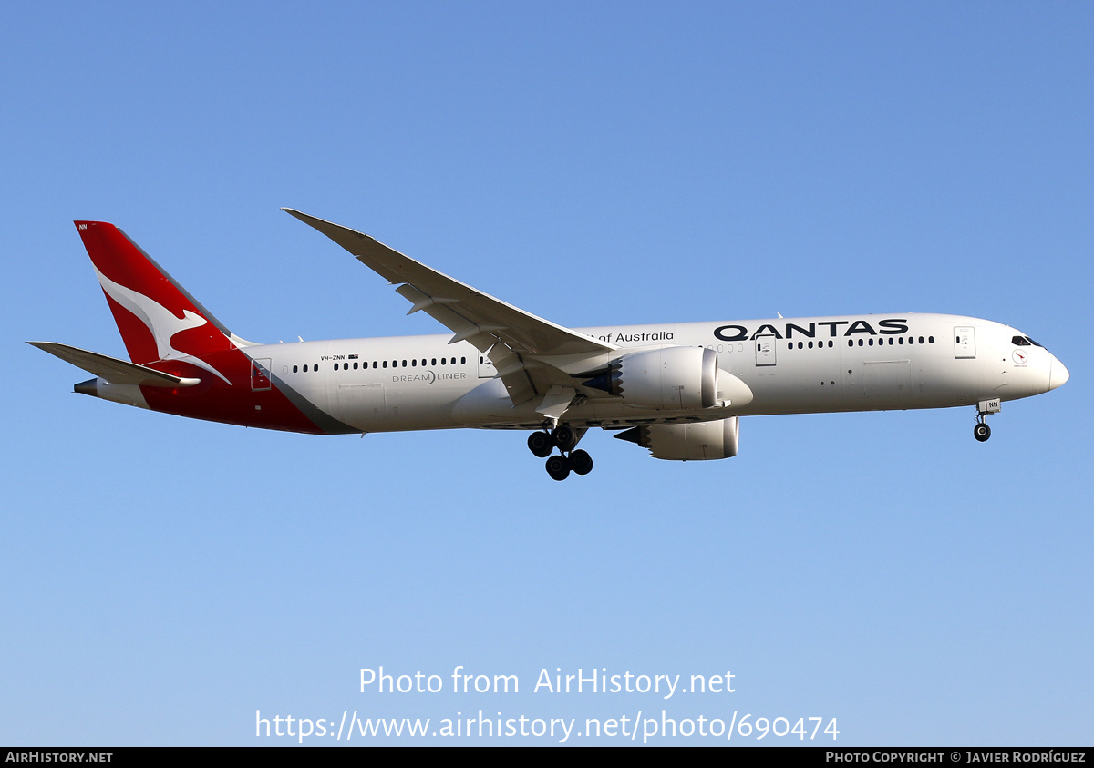 Aircraft Photo of VH-ZNN | Boeing 787-9 Dreamliner | Qantas | AirHistory.net #690474