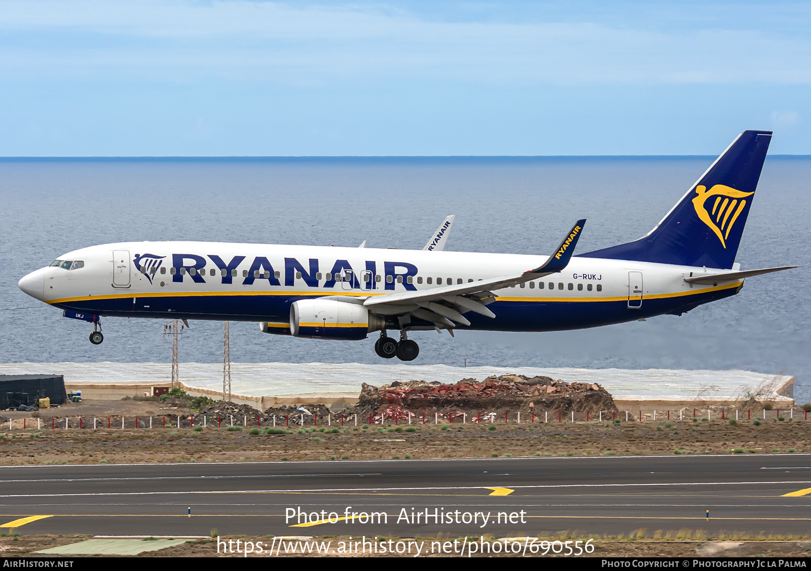Aircraft Photo of G-RUKJ | Boeing 737-8AS | Ryanair | AirHistory.net #690556