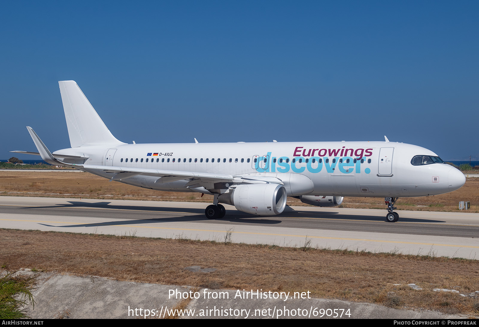 Aircraft Photo of D-AIUZ | Airbus A320-214 | Eurowings Discover | AirHistory.net #690574