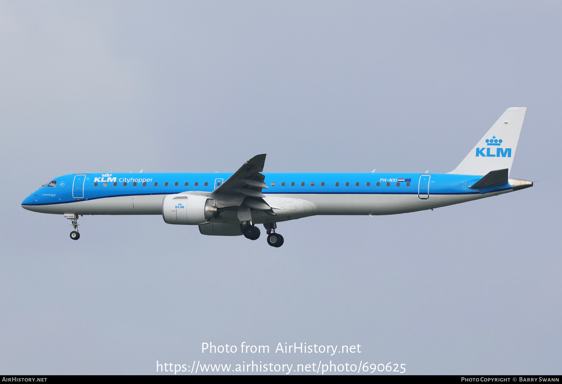 Aircraft Photo of PH-NXI | Embraer 195-E2 (ERJ-190-400) | KLM Cityhopper | AirHistory.net #690625