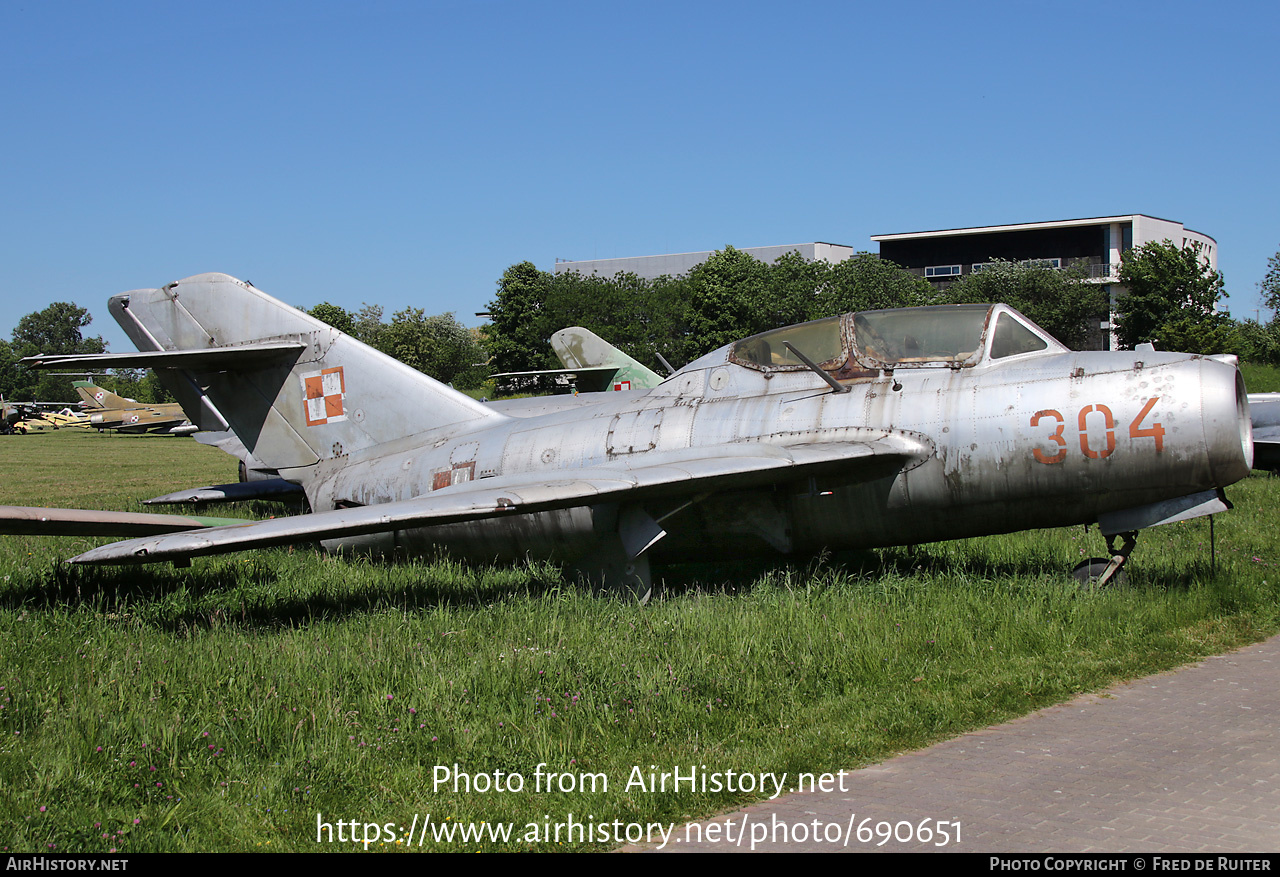 Aircraft Photo of 304 | PZL-Mielec SBLim-2 (MiG-15UTI) | Poland - Air Force | AirHistory.net #690651