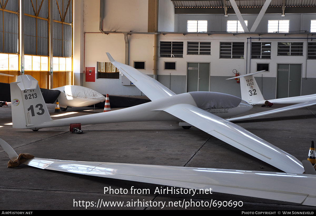 Aircraft Photo of 8213 | Schempp-Hirth Discus CS | Brazil - Air Force | AirHistory.net #690690