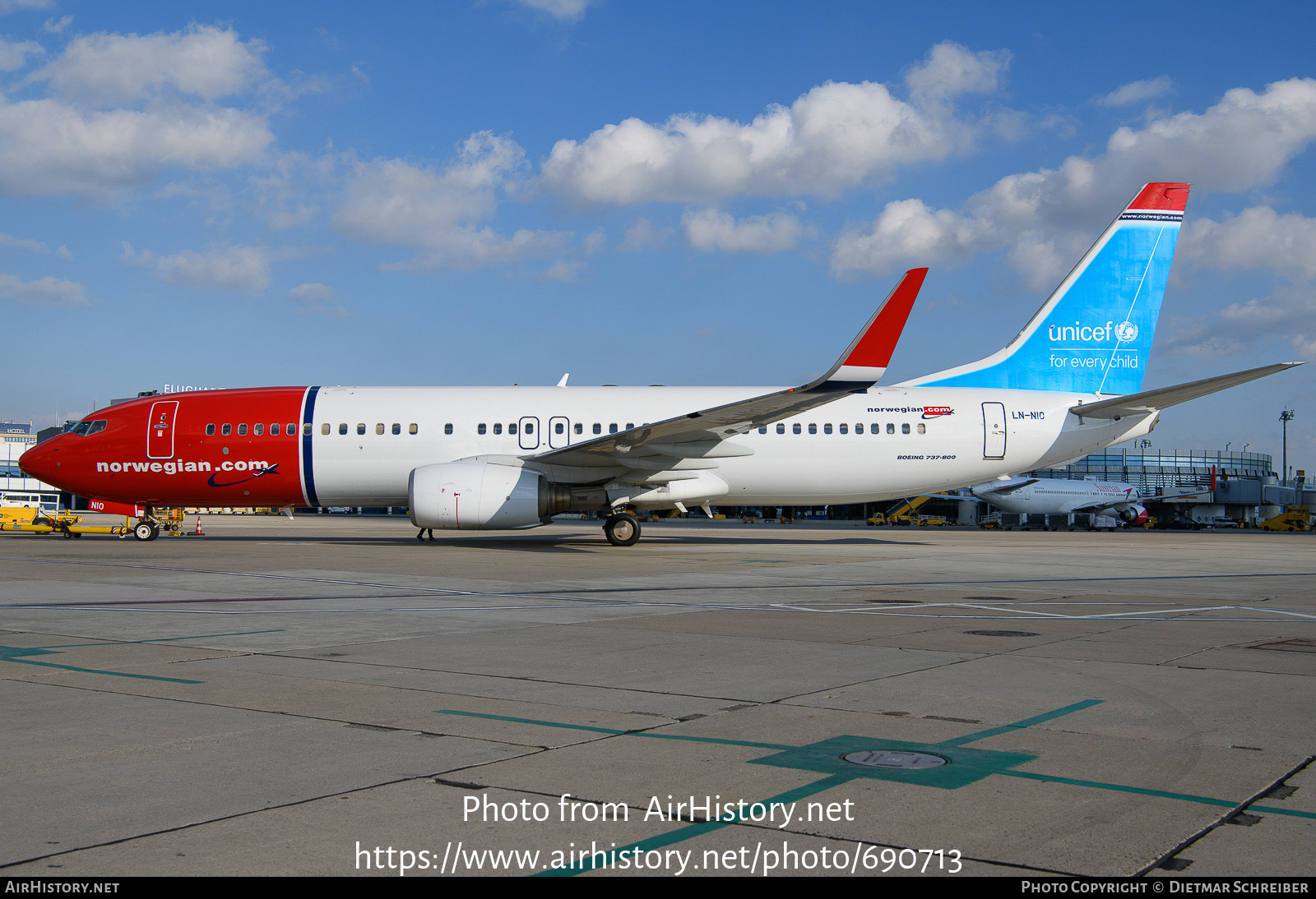 Aircraft Photo of LN-NIO | Boeing 737-81M | Norwegian | AirHistory.net #690713