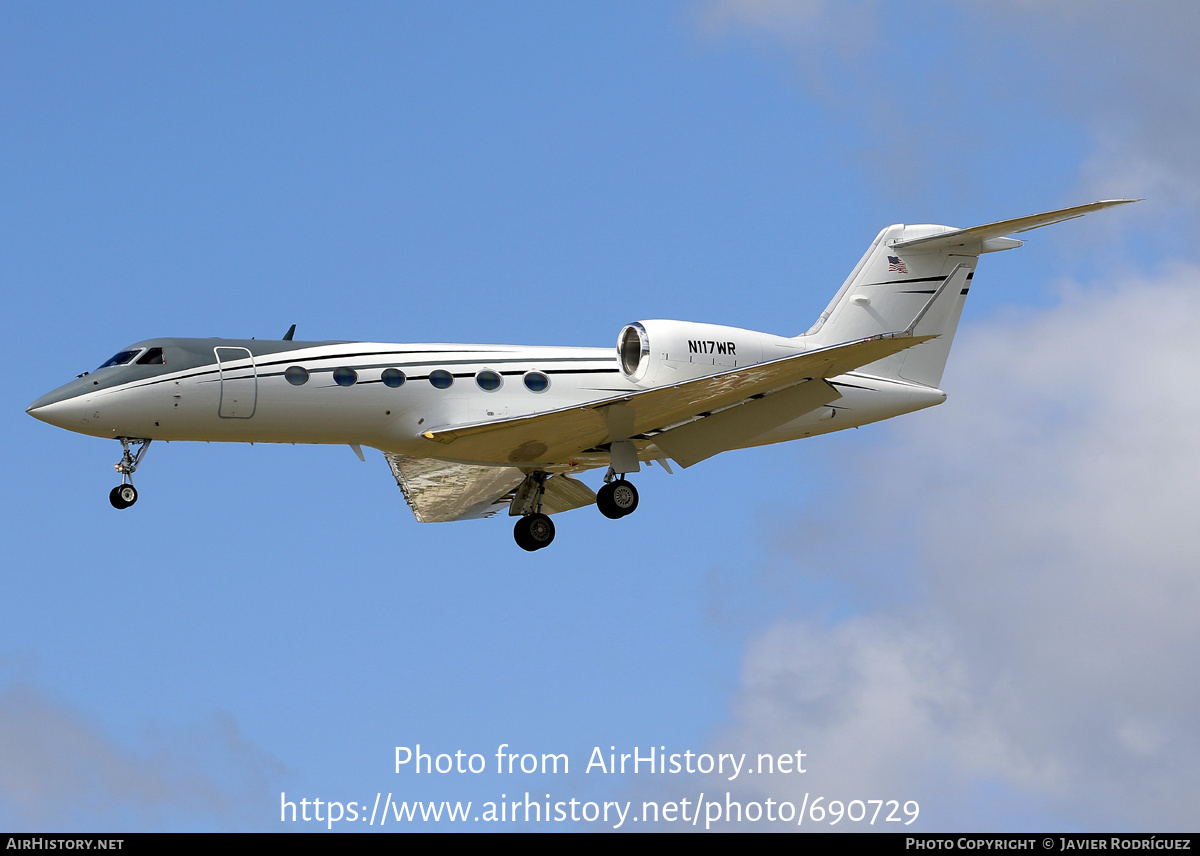 Aircraft Photo of N117WR | Gulfstream Aerospace G-IV-X Gulfstream G350 | AirHistory.net #690729