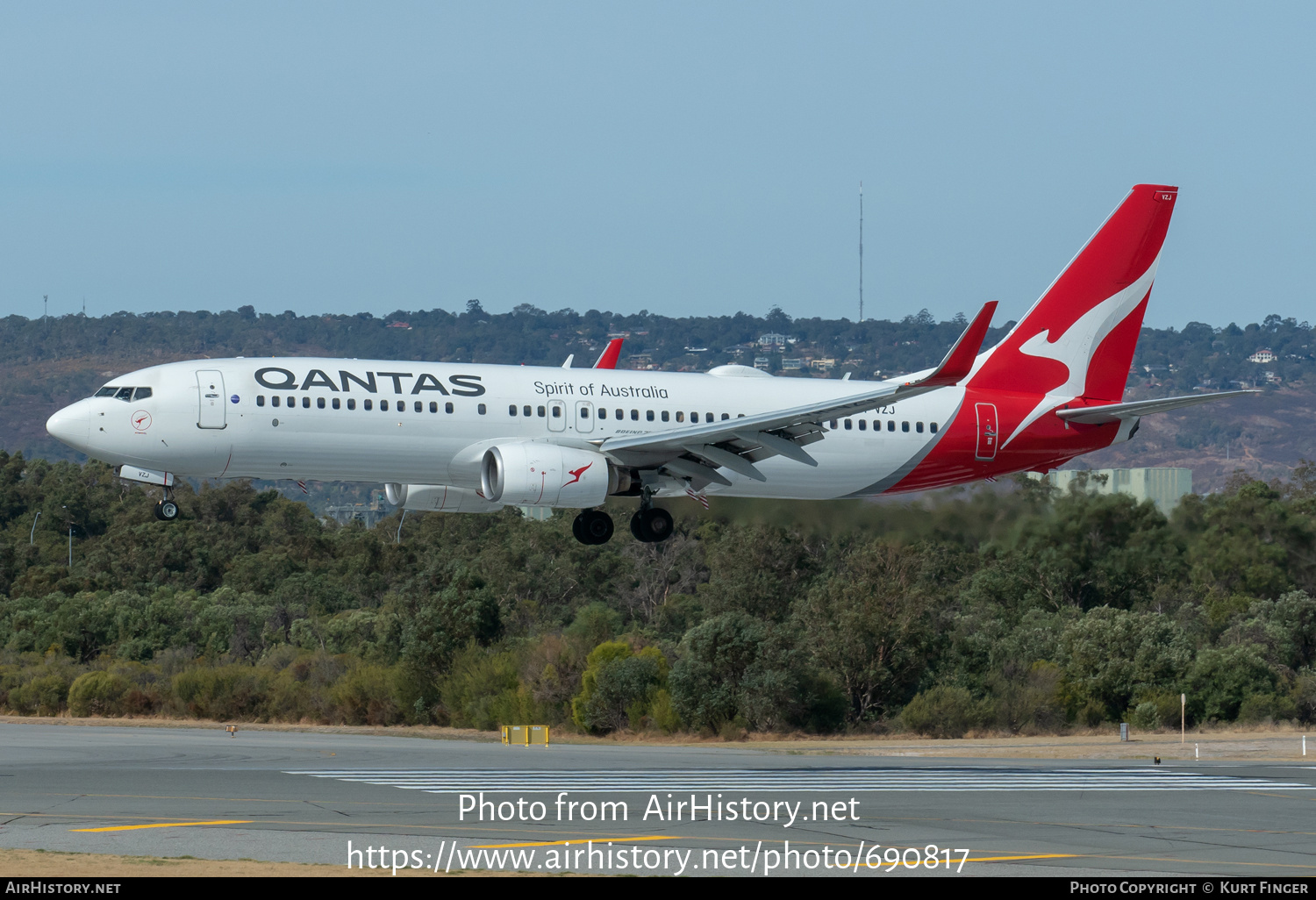 Aircraft Photo of VH-VZJ | Boeing 737-838 | Qantas | AirHistory.net #690817