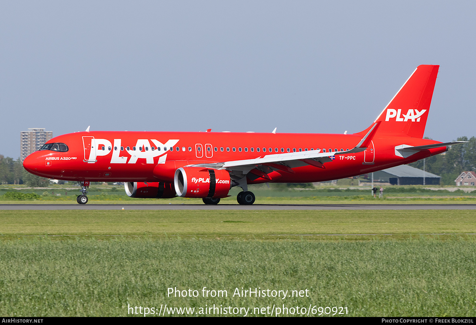 Aircraft Photo of TF-PPC | Airbus A320-251N | Play | AirHistory.net #690921