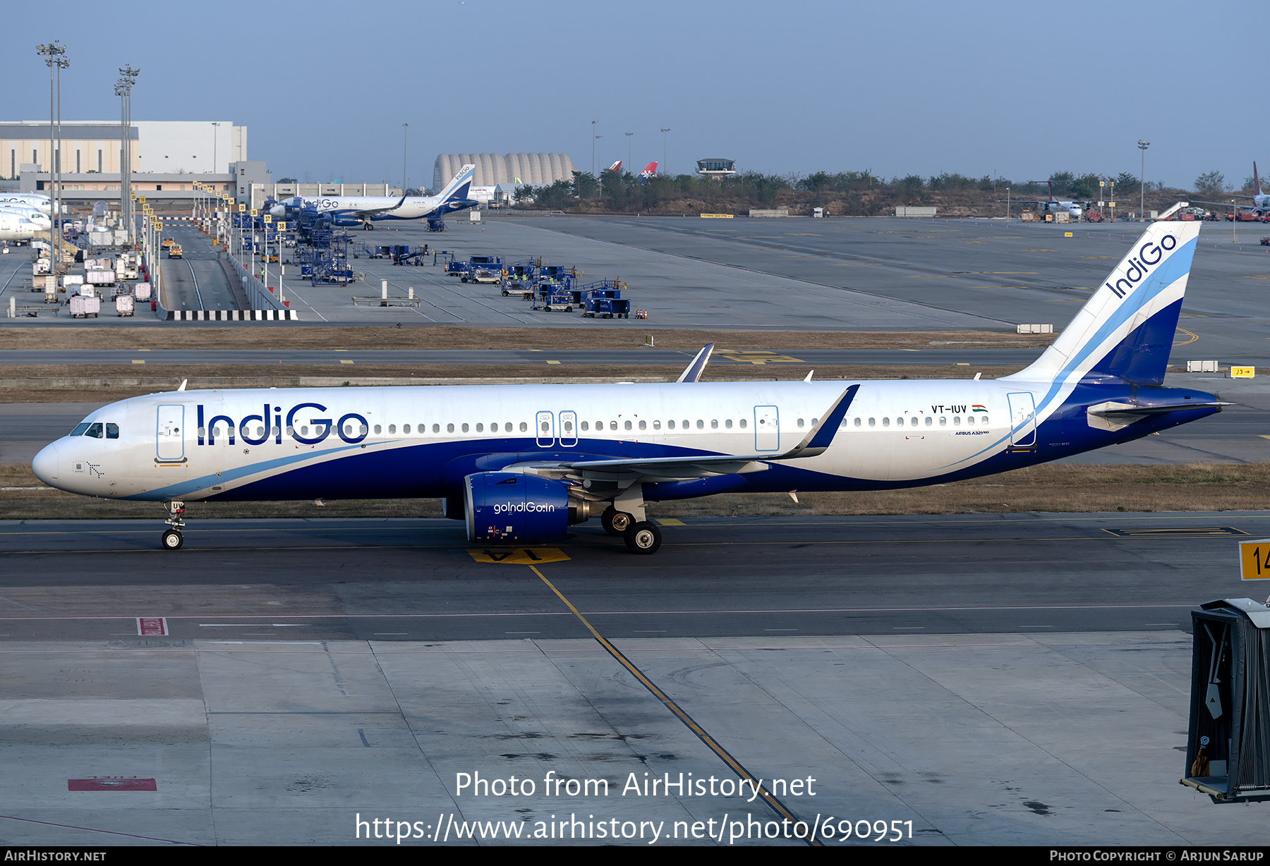 Aircraft Photo of VT-IUV | Airbus A321-271NX | IndiGo | AirHistory.net #690951
