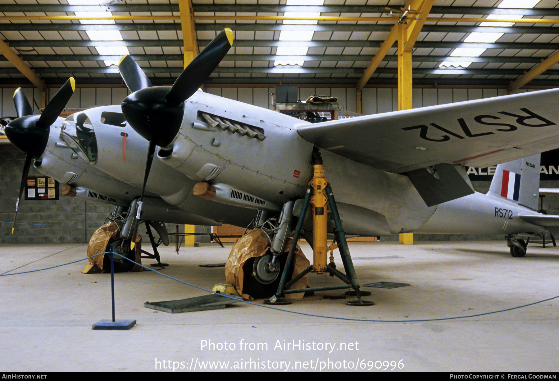 Aircraft Photo of N35MK / RS712 | De Havilland D.H. 98 Mosquito B35 | UK - Air Force | AirHistory.net #690996