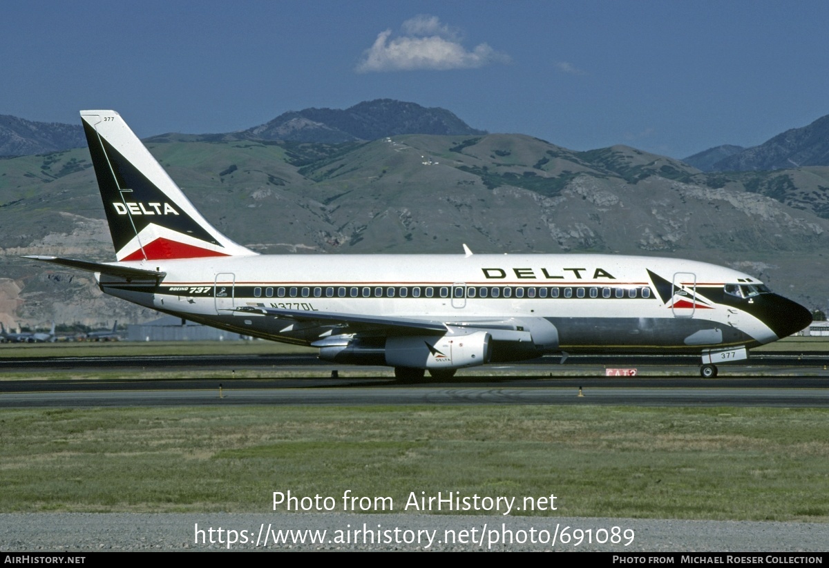 Aircraft Photo of N377DL | Boeing 737-247/Adv | Delta Air Lines | AirHistory.net #691089