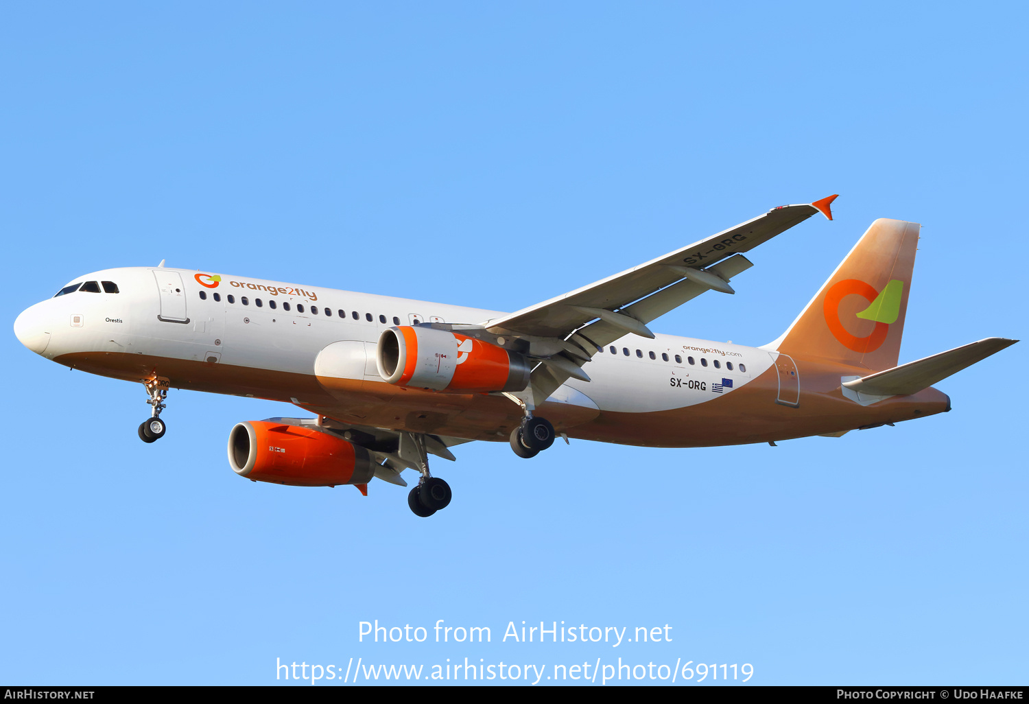 Aircraft Photo of SX-ORG | Airbus A320-232 | Orange2fly | AirHistory.net #691119